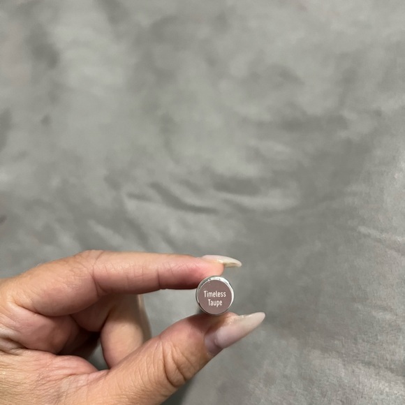 Mally Shadow Stick Extra Timeless Taupe - Picture 3 of 4